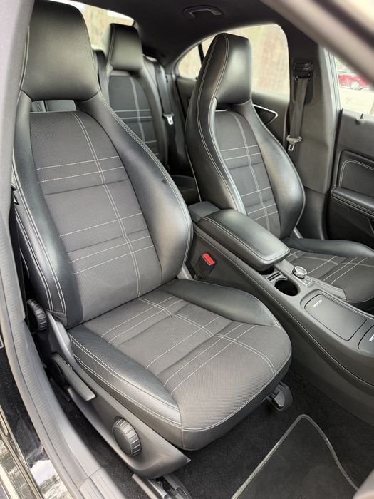 Mercedes Cla 200 paket Amg automat 2.2 Diesel Euro 6 188500 Km Posibilitate de achizite in Rate!