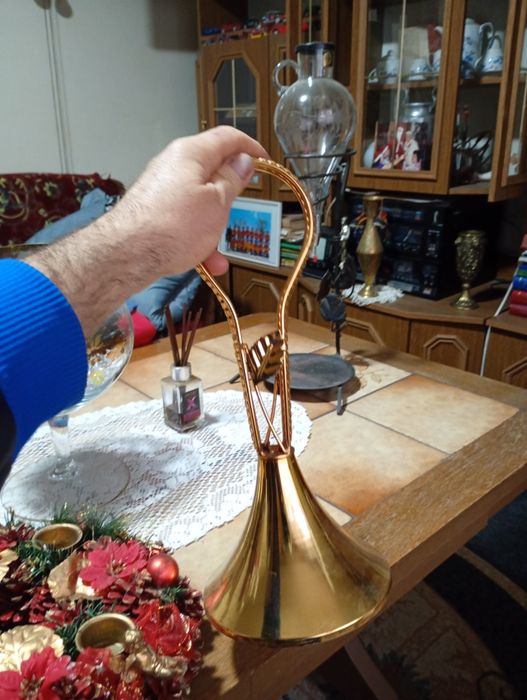 Decorațiune clopot mare .