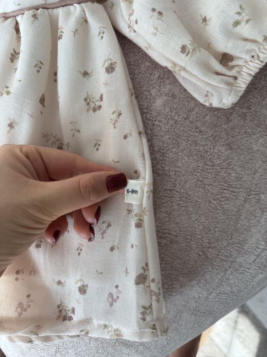 детское нарядное платье 6-9 мес