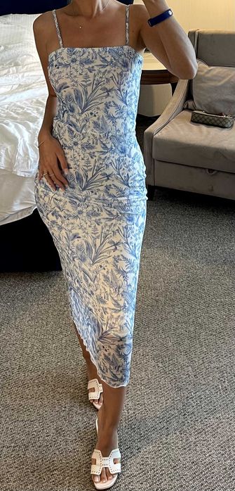 dior миконос синя рокля гръцка патерн на диор бяла права презрамки