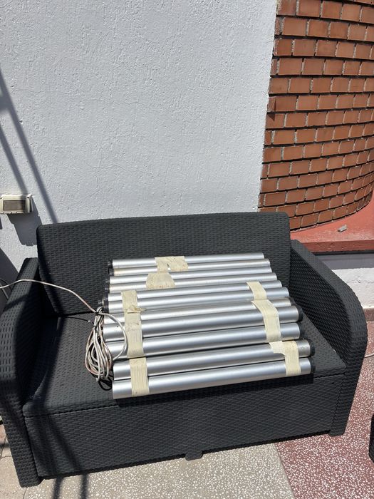 Mese si scaune horeca. Se vand la pachet . 40 lei scaunul si 250 mesele