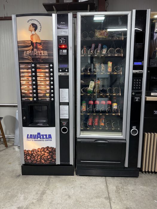 Vindem automate vending snak & caffe cu garantie