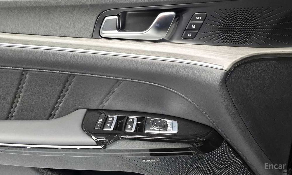 Kia K5 1.6Turbo Signature Black Edition