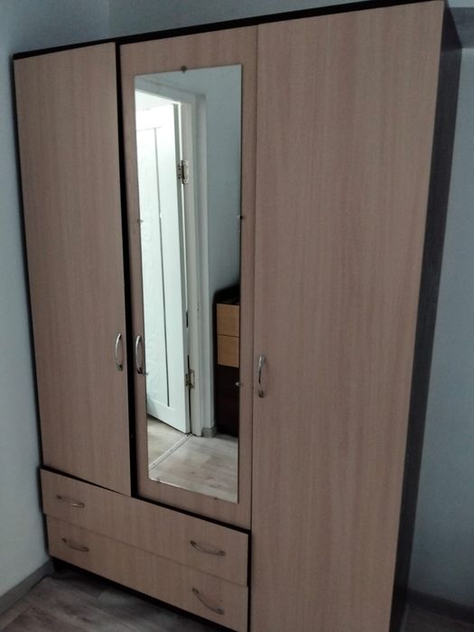 Продам горку для зала , красивая