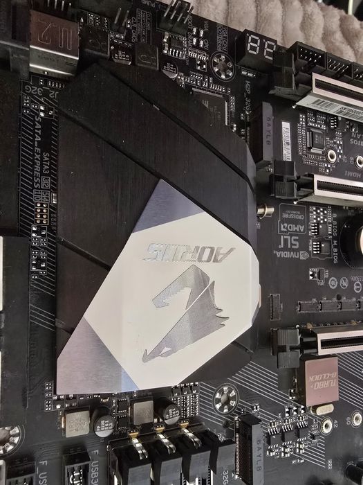 I7 7700k + Z270x-GAMING 5 + 8GB DDR4