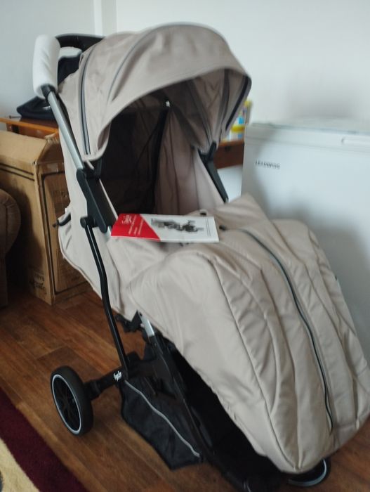 Продается детская коляска.
