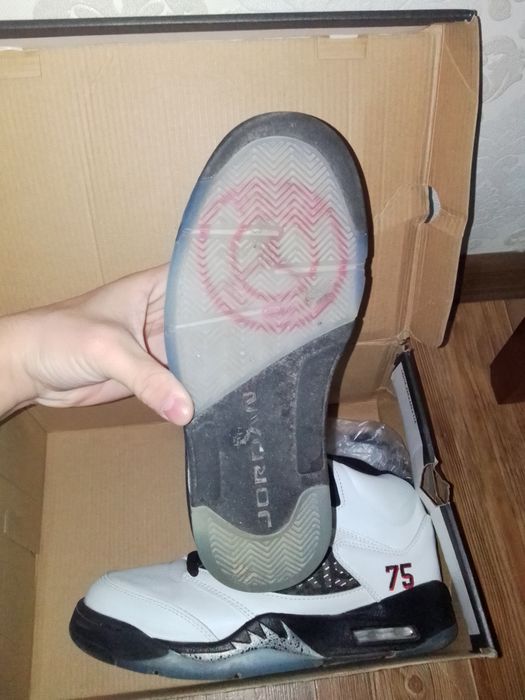 Air Jordan 5 Paris 75