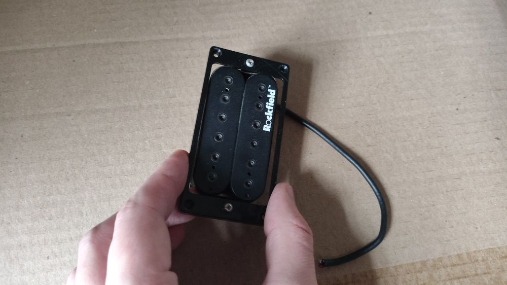 Rock Fild корейский хамбакер нэк