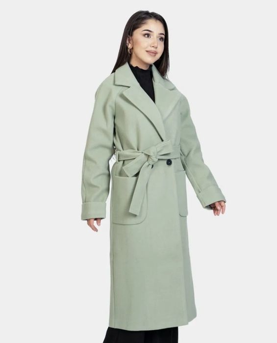 Продам два пальто