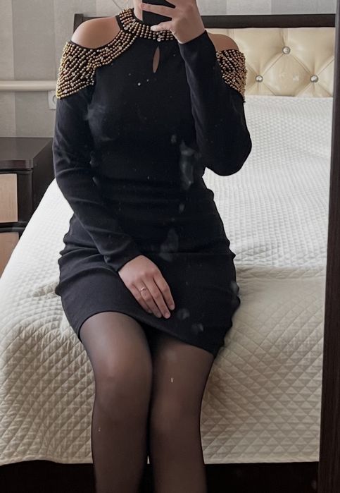 Пальте тркотажное красивое