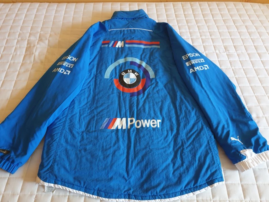 Geaca   de  barbati  -   250  lei.
