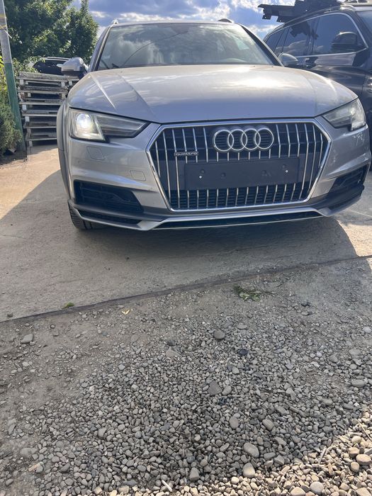 Far xenon dreapta complet Audi A4 B9