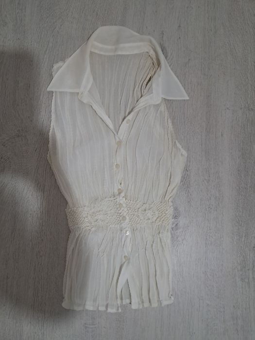 Lot haine toate 30 lei!