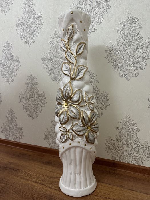 Продается высокая напольная ваза!