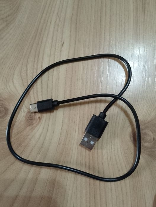 Електрическа помпа за надуване на гуми, дюшеци, топки и всичко