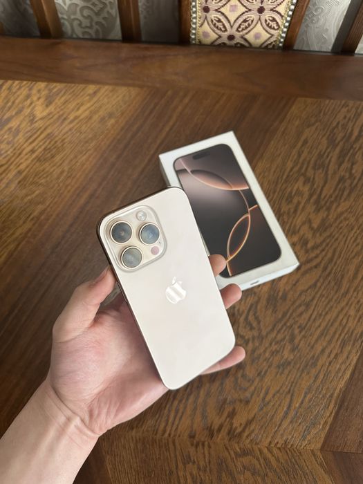 Iphone 16 pro gold физ сим