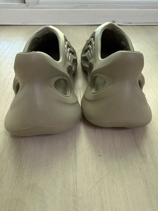 Yeezy Foam Runner Stone Salt US10