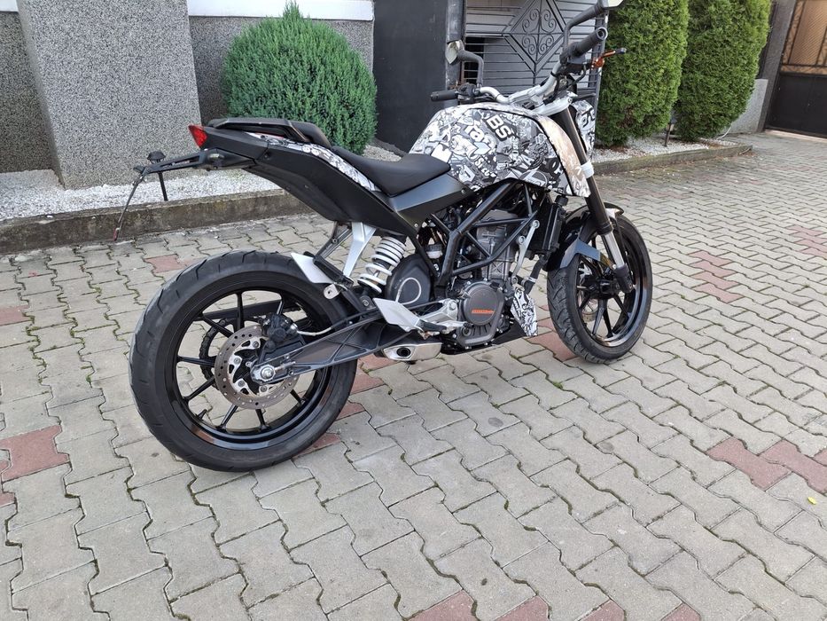 KTM DUKE 125 2016