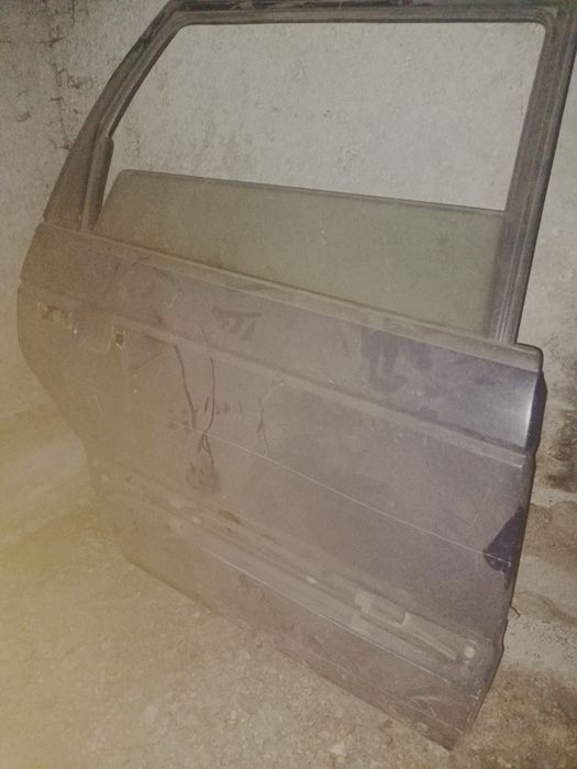 Продам запчасти на Пассат б3