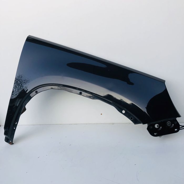 Aripa dr fata vw Tiguan cod de culoare LC9X