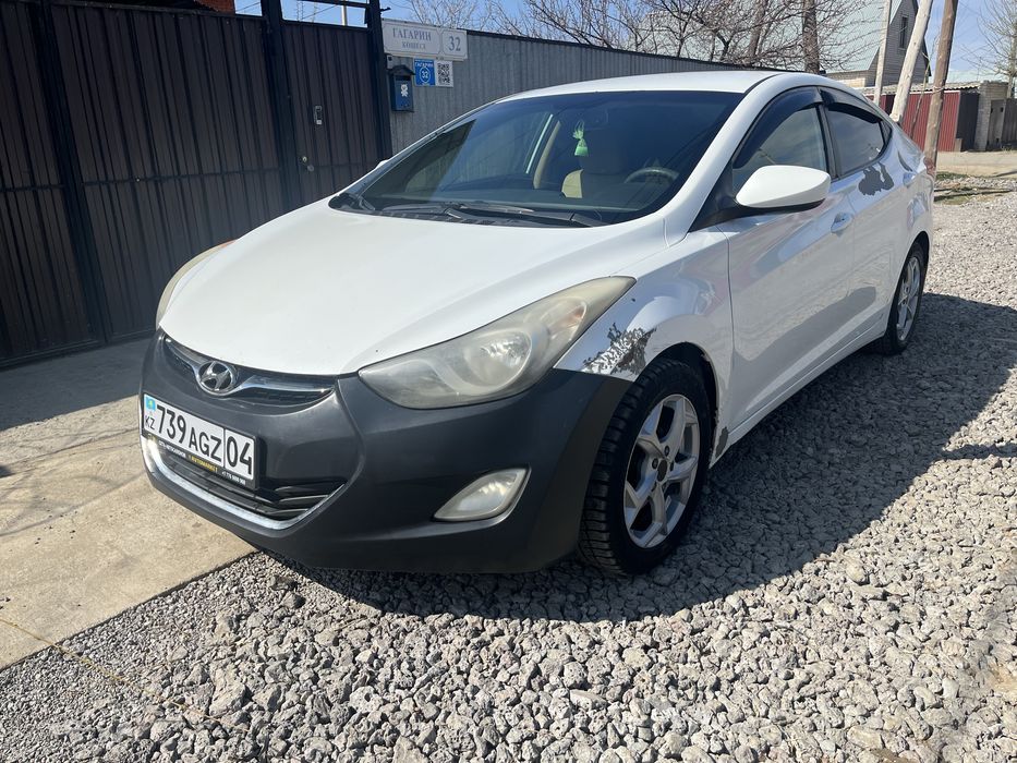 Элантра 2011 год 1,8