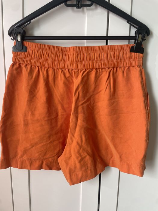 Къси панталонки Reserved