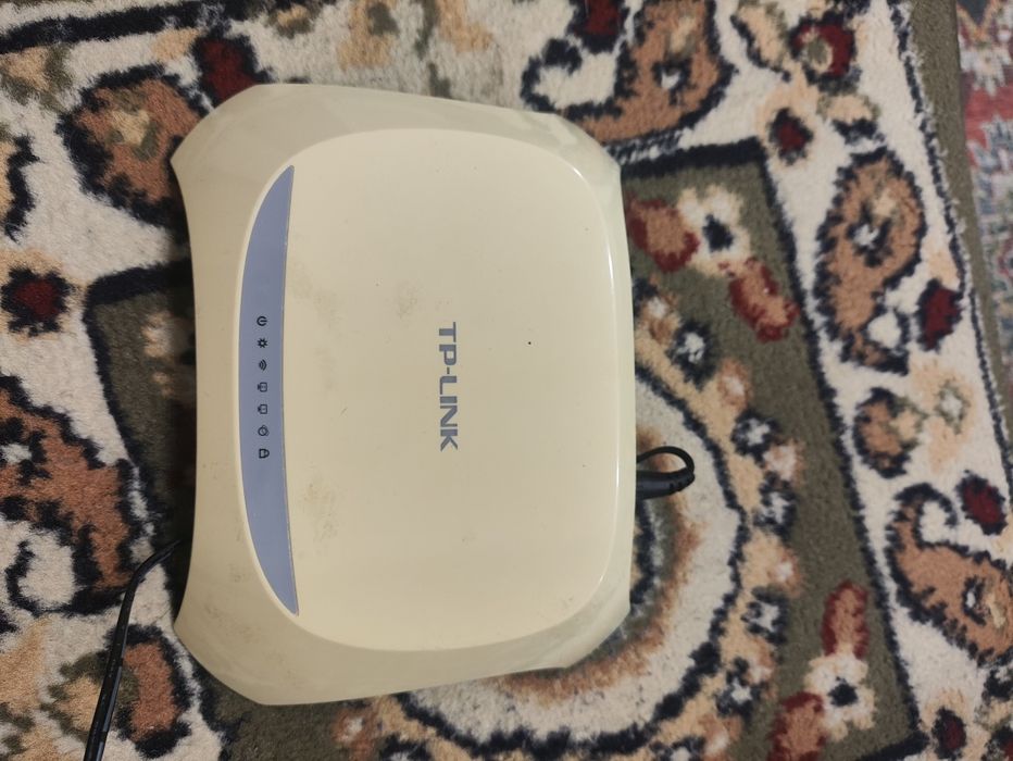 Роутер tp- link .