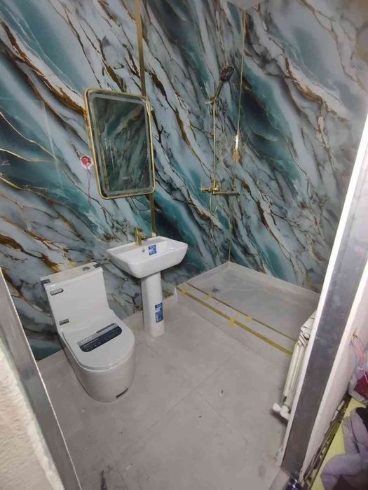 Сдаётся целая здания в центре города  УЗБУМ