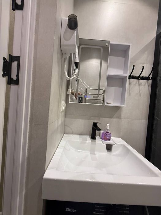 Сдается 2 ком Юнусабад 12 квартал. Новостройка