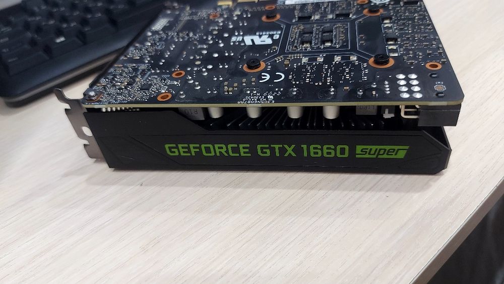 Продам видеокарту Nvidia GEFORCE GTX 1660 SUPER