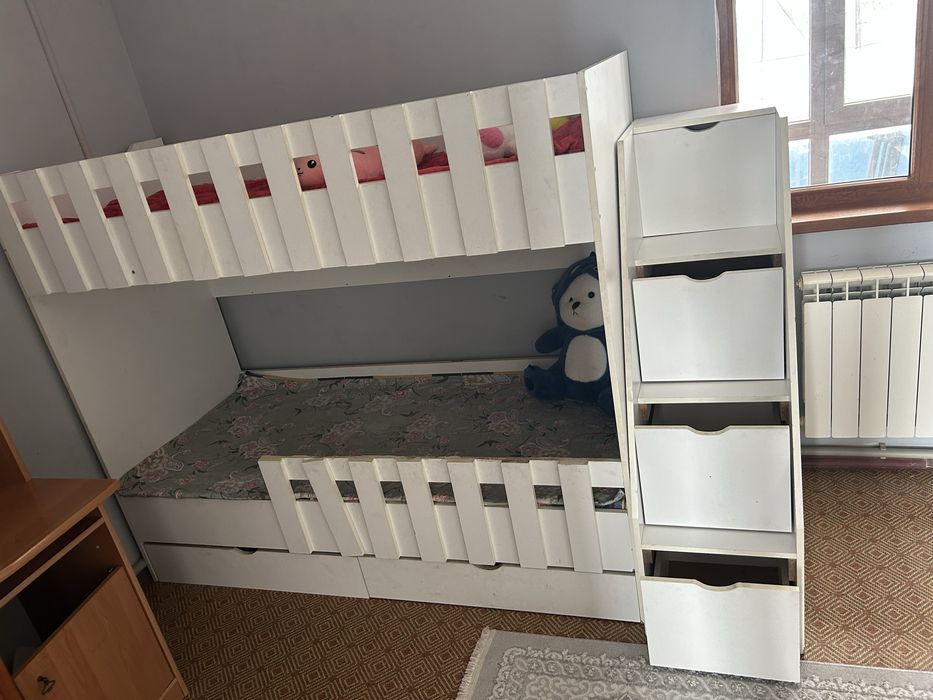 Детская 2 х ярусная кровать