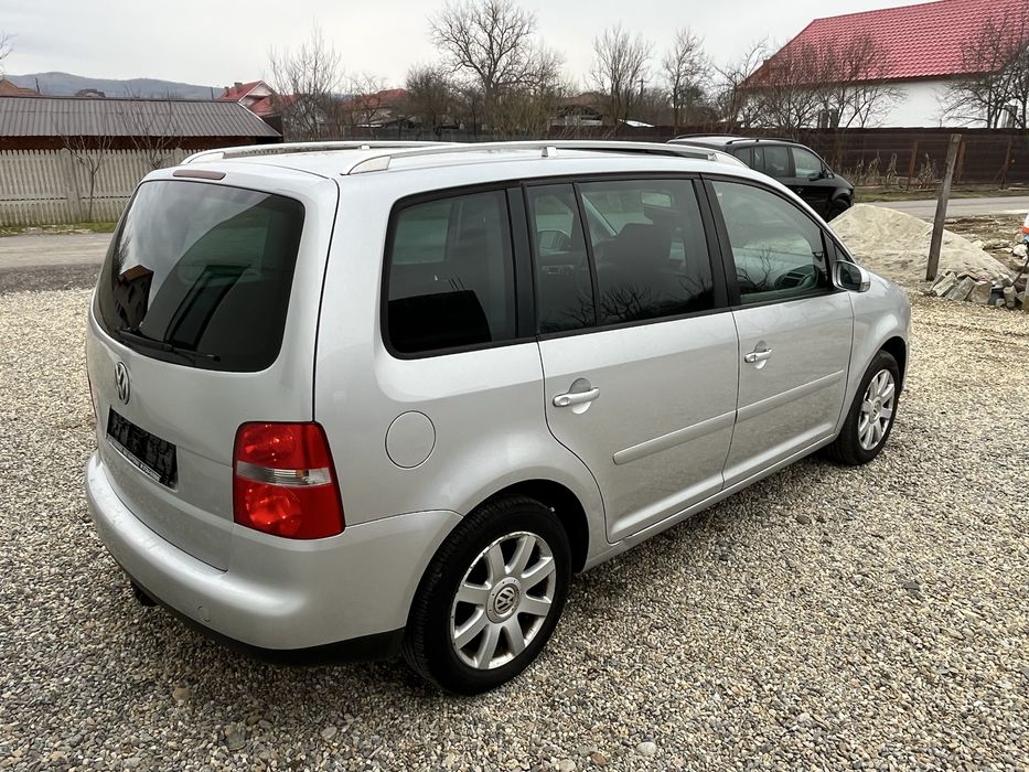 Touran 2.0 tdi 7 locuri adus din Germania