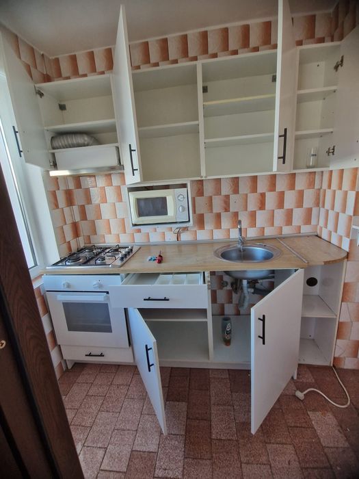 Mobila de bucătărie