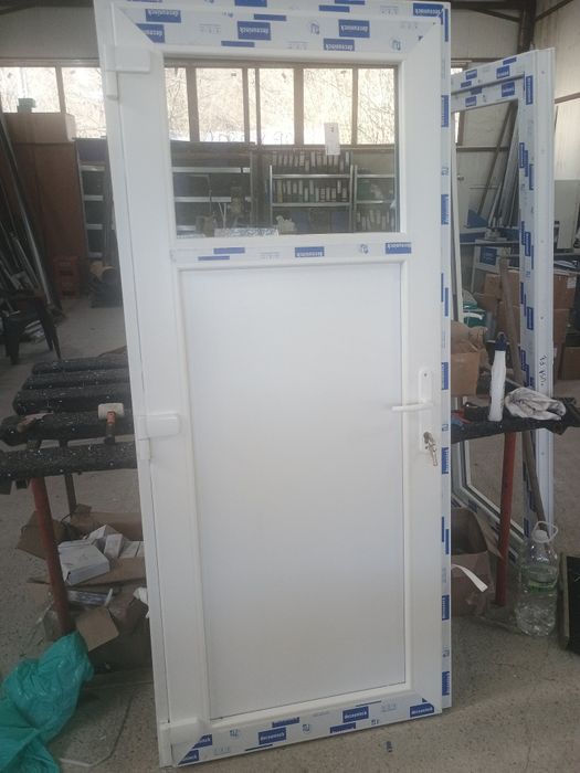 Ferestre si usi termopan.