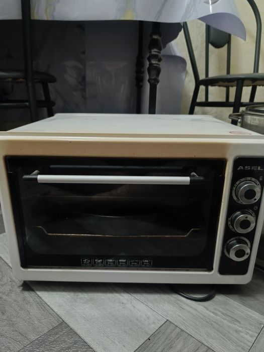 Продам духовку  в хорошем состоянии