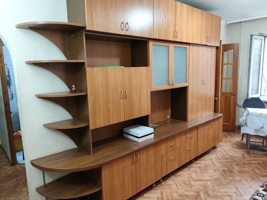 Продам стенку б/у
