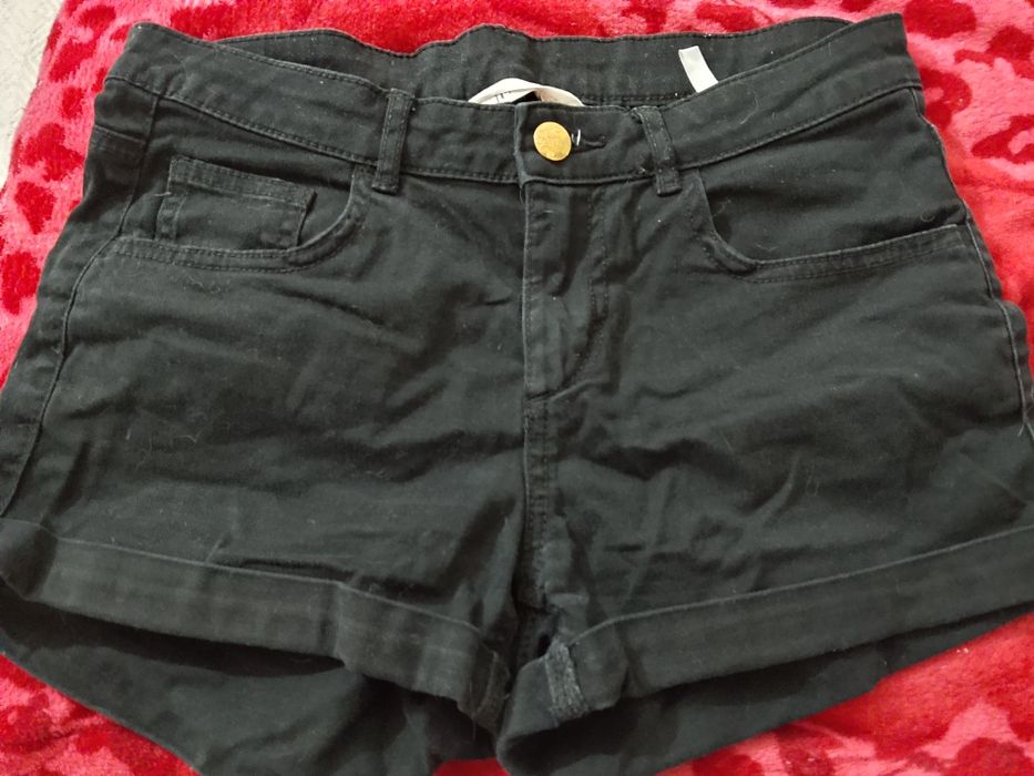 Продаю одежду новую