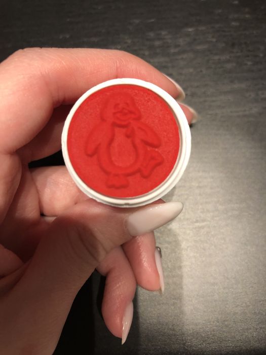 Печат пингвинче в червен цвят