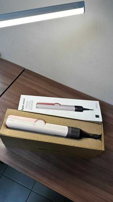 Продаю выпрямитель Dyson