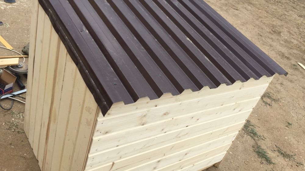 Будки для собак.     .