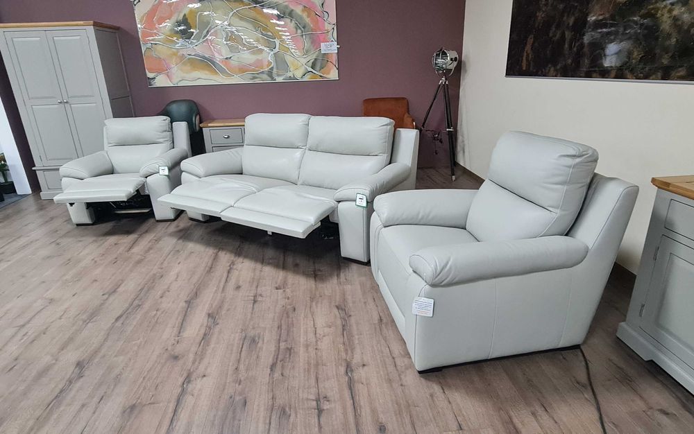 Италиански сив кожен комплект диван тройка и два фотьойл "Moreno"