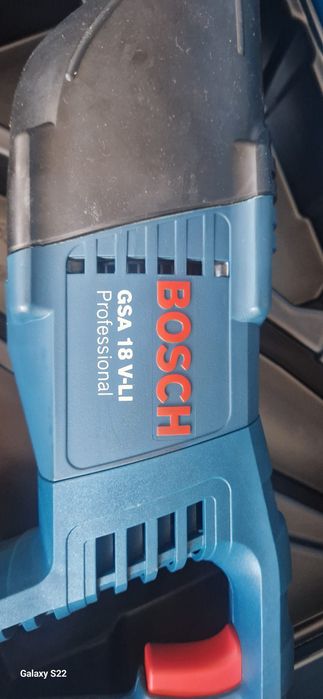 Bosch ferestrău sabie pe acumulator