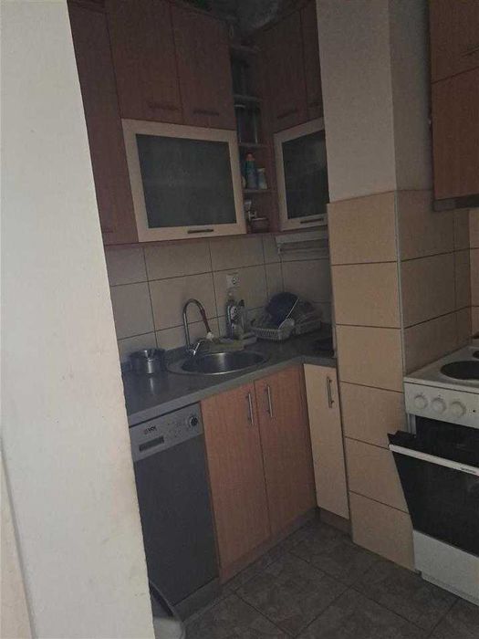 Дава се под наем Тристаен апартамент в Пловдив, Младежки Хълм - 86 кв.м за 464.1 € - Снимка #4