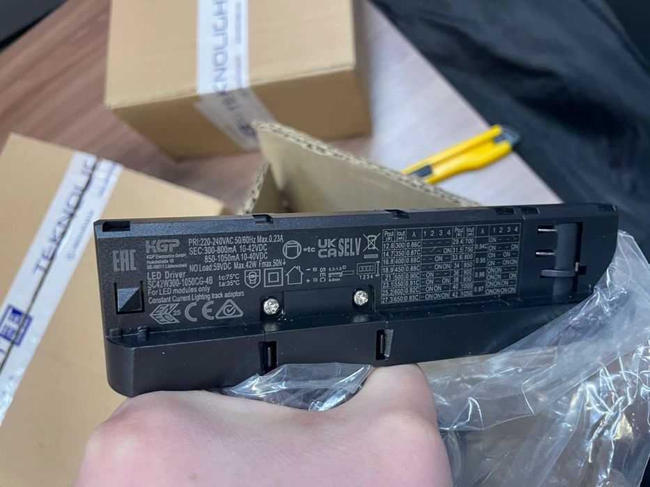 Трековые споты TEKNOLIGHT