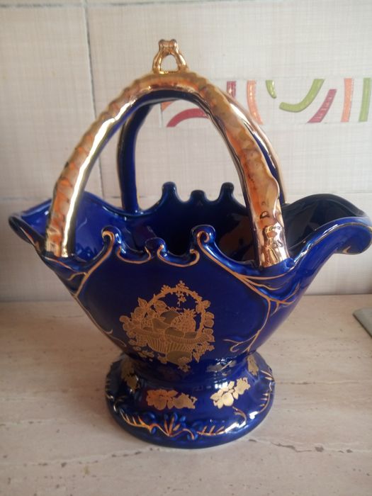 Посуда, хрусталь.