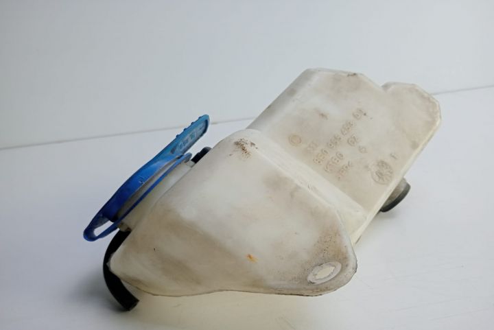 Vas lichid parbriz   8E0955453 Audi A4 B6