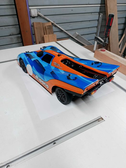Радиоуправляемая модель Rlaarlo AK-917