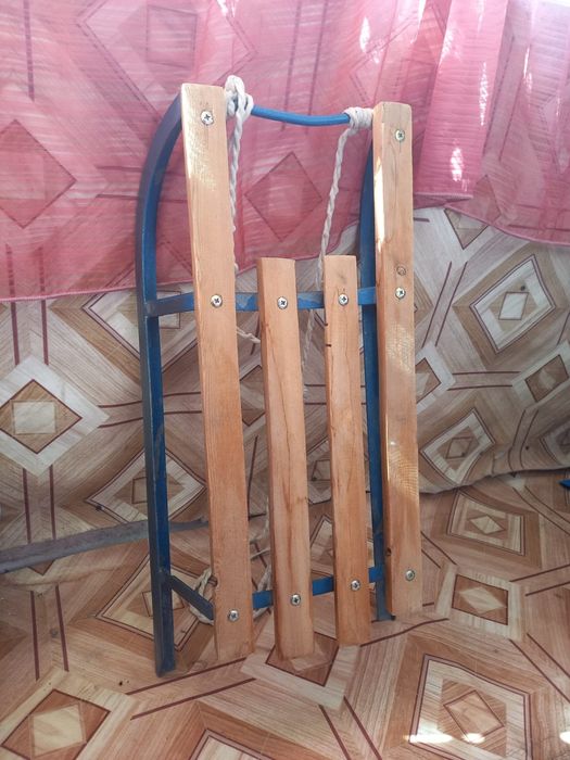 Новые санки для детей