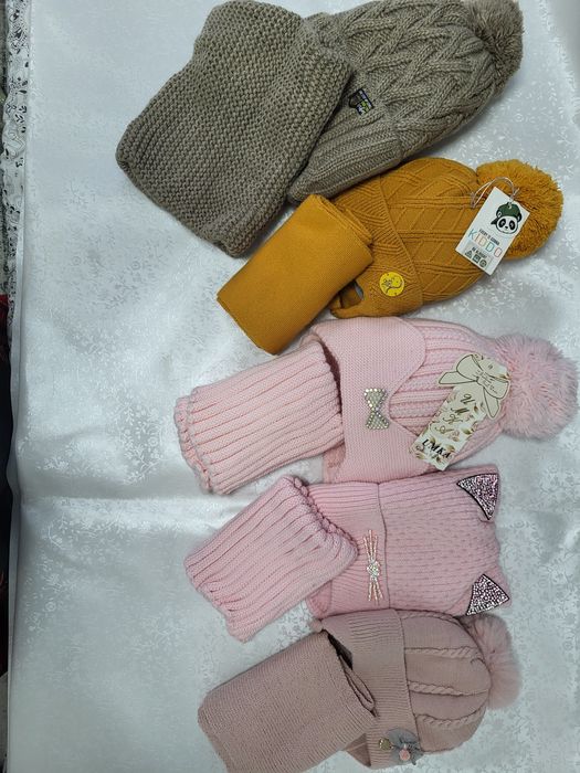 Шапочки детские на мальчика и девочек