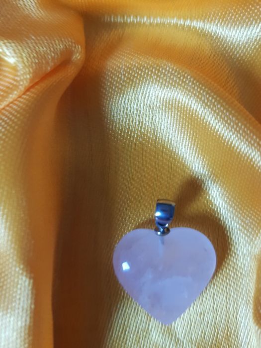 Естествени камъни-обработени